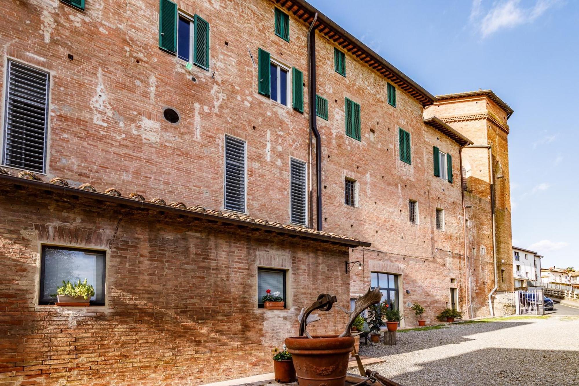 Porta Romana Elegant Apartments With Private Parking! سيينا المظهر الخارجي الصورة
